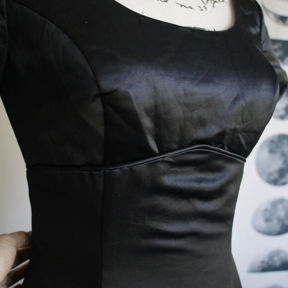 VINTAGE 1990'S WHIMSY GOTH BRIDAL/PROM GOWN - Picture 6 of 9